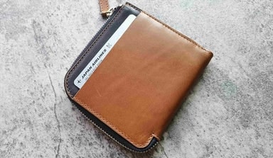 エイジの第3世代オールインワンL型ファスナー財布「Paradigm」ブラウン