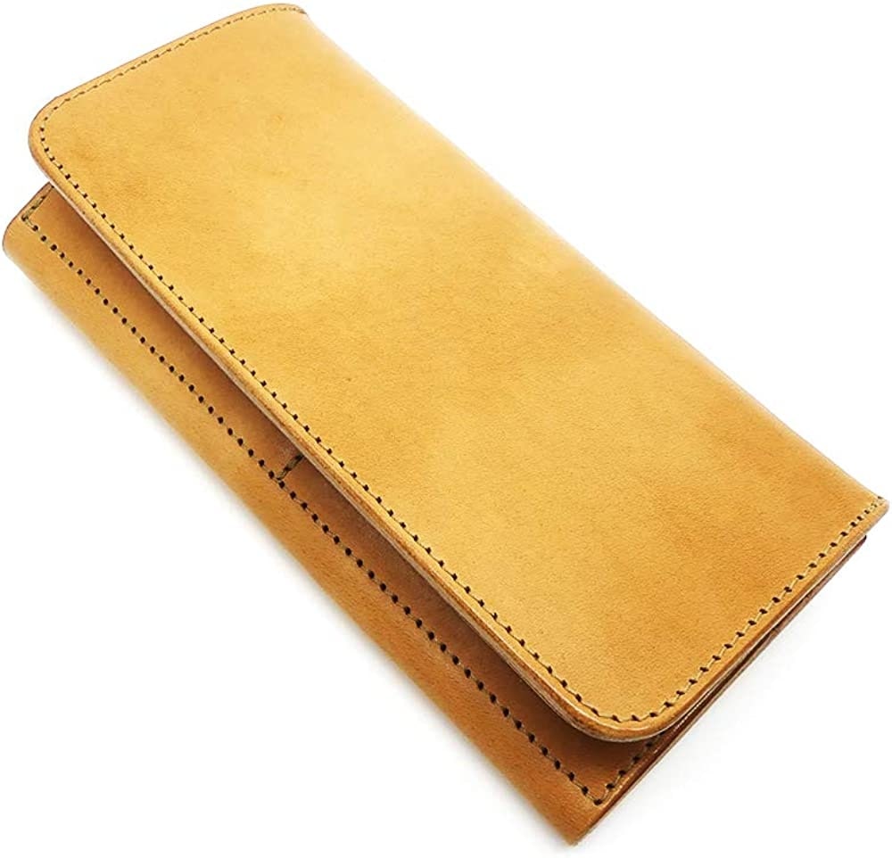 シンプルなデザインが魅力のアルズニ２つ折り長財布