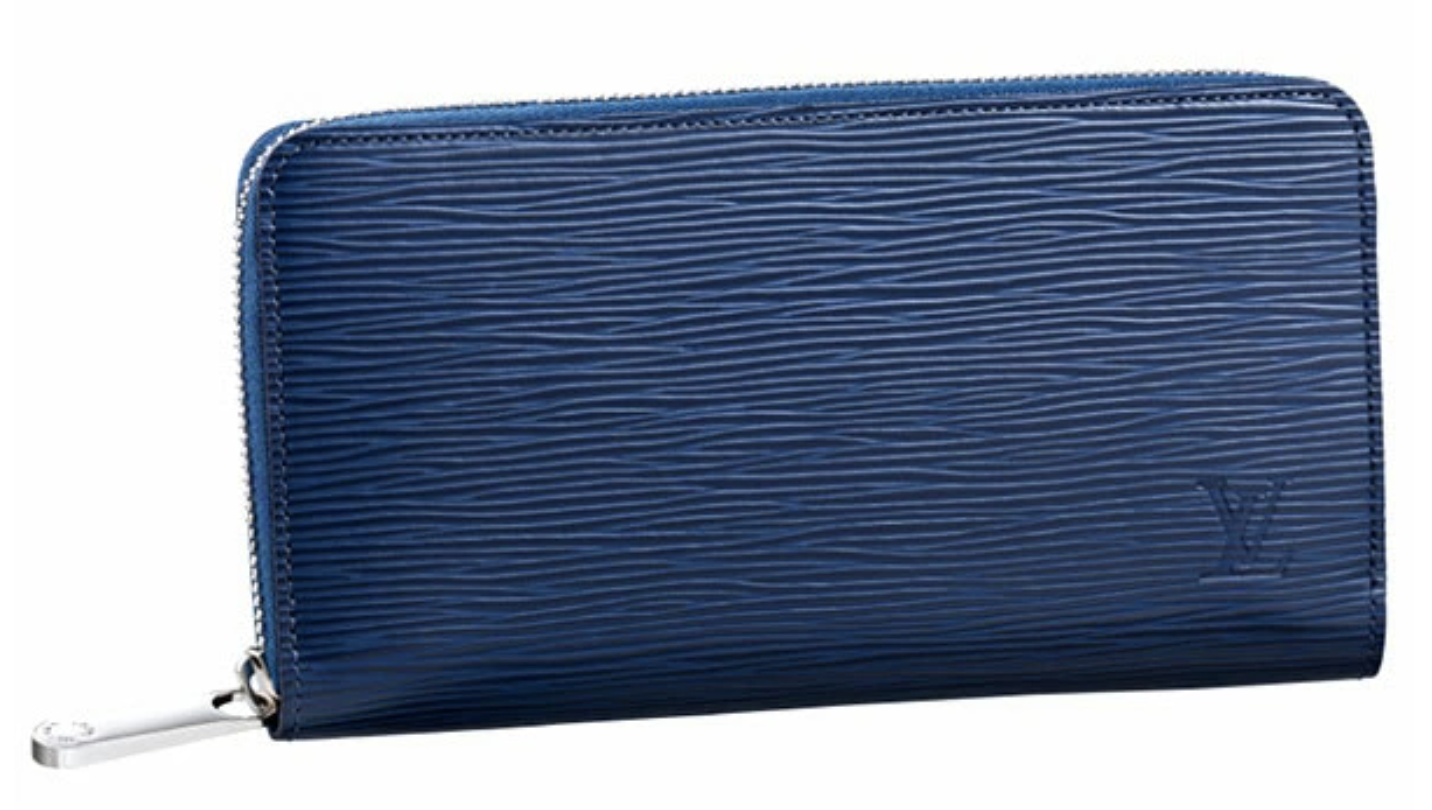 青い財布 LOUIS VUITTON（ルイ・ヴィトン）のラウンドファスナー エピ ジッピーウォレット