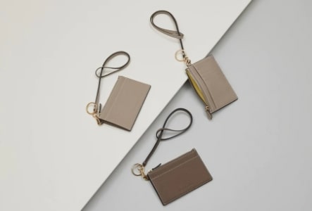 ボナベンチュラ 人気 薄型財布 ストラップ付 ジップカードホルダー3色