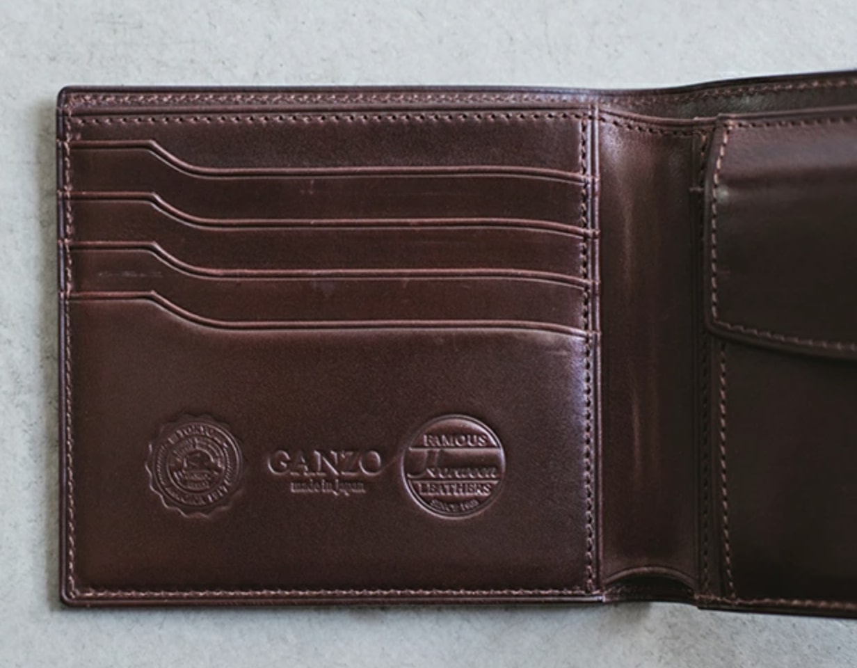 ガンゾ（GANZO）ブラウンの内側刻印入り二つ折り財布