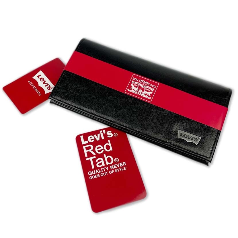 リーバイス(Levis)長財布に赤いロゴパッケージ