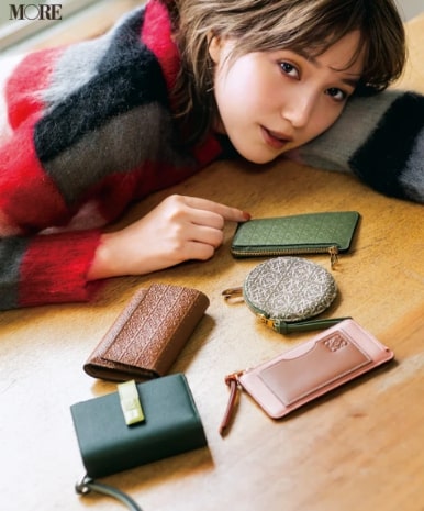 ロエベ（LOEWE）の財布やキーケースと本田翼さん