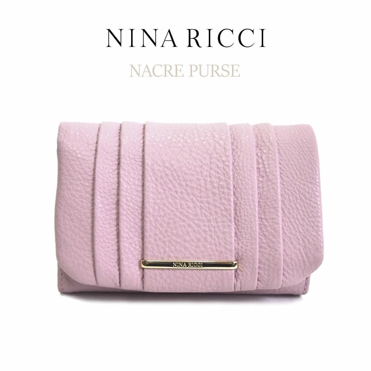 ニナリッチのピンク色 折り財布