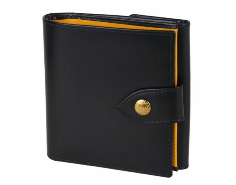 エッティンガーのブライドルレザー二つ折り財布（ブラック）