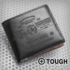 TOUGH（タフ）財布のおすすめ色の黒い二つ折り財布