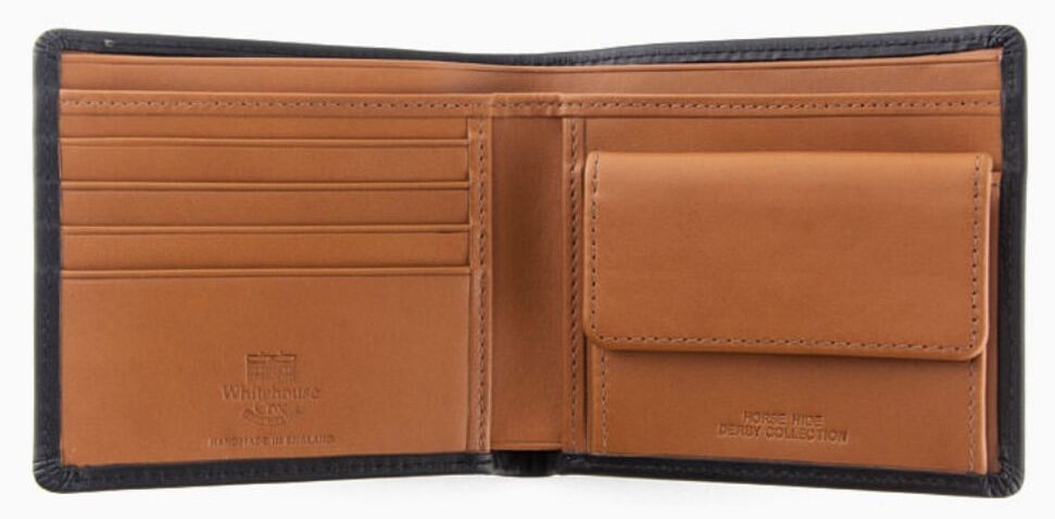 ホワイトハウスコックス 財布 S7532 COIN WALLET / DERBY COLLECTIONを開いたところ