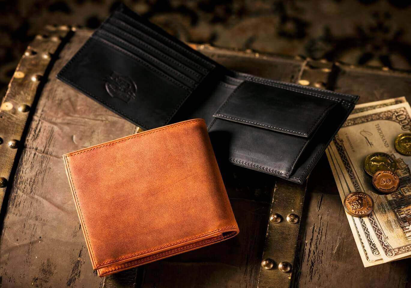 ココマイスターの二つ折り財布ナポレオンカーフ・ボナパルトパース