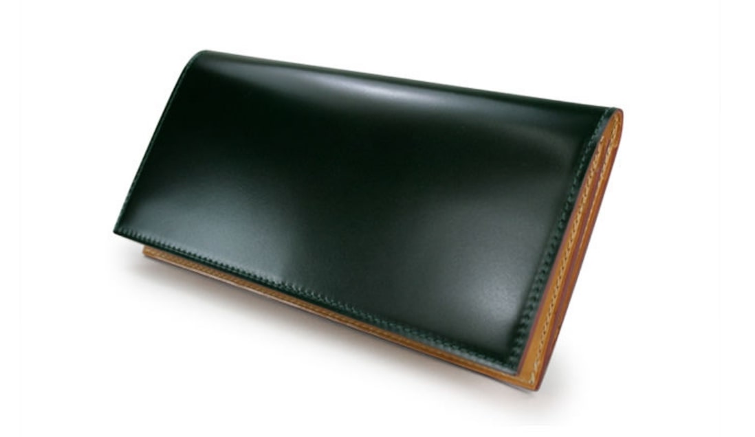 緑の財布 「Orobianco（オロビアンコ）」のラウンドファスナー長財布
