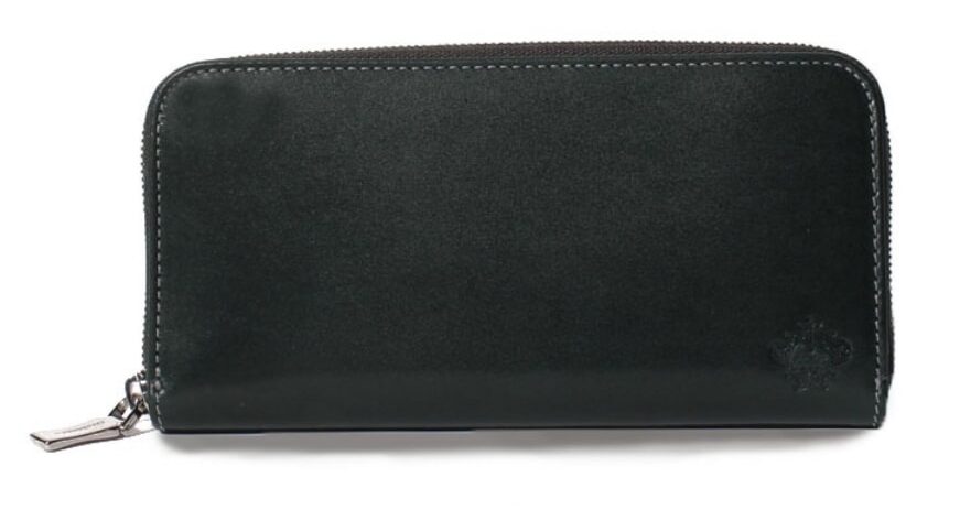 緑の財布 「Orobianco（オロビアンコ）」のラウンドファスナー長財布