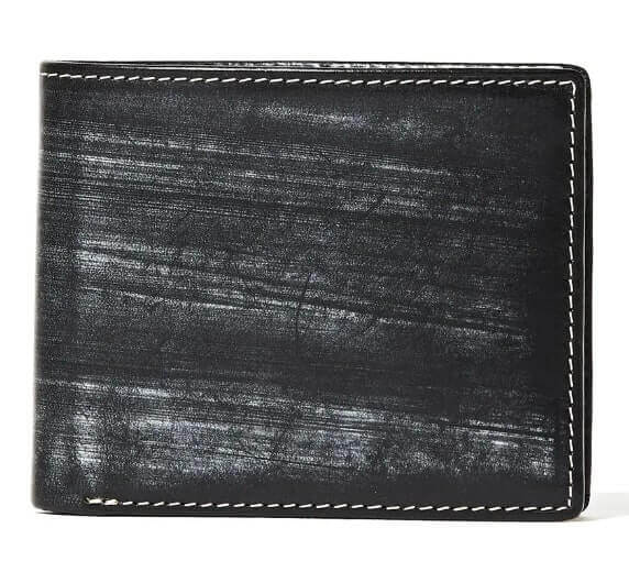 GORBE ゴルベ の黒い二つ折り財布