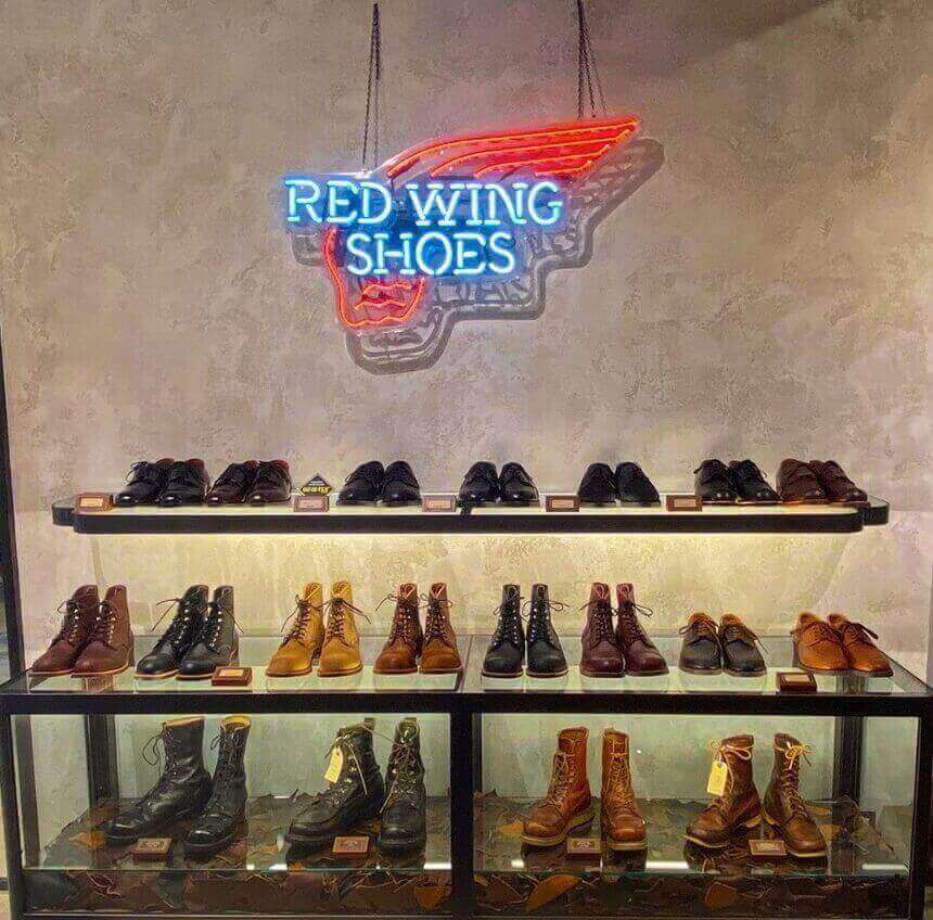 レッドウィング主力製品の革靴