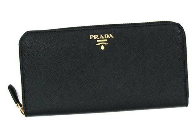 「PRADA（プラダ）」の長財布　サフィアーノ