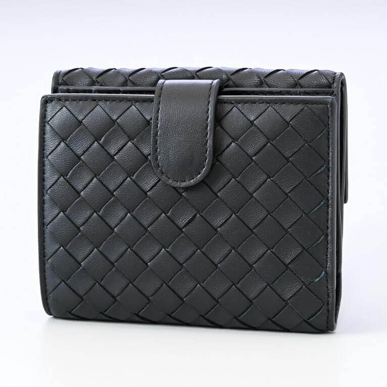 「BOTTEGA VENETA(ボッテガヴェネタ) 」のイントレチャートダブルホック財布